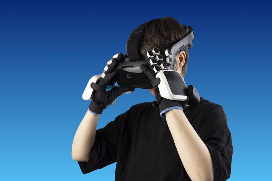 SenseGlove announces worldwide shipping of Nova 2 haptic gloves